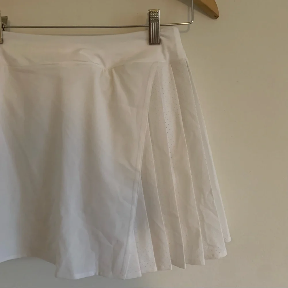 NWT Lululemon Asymmetrical Pleated Tennis Skirt, White, 2